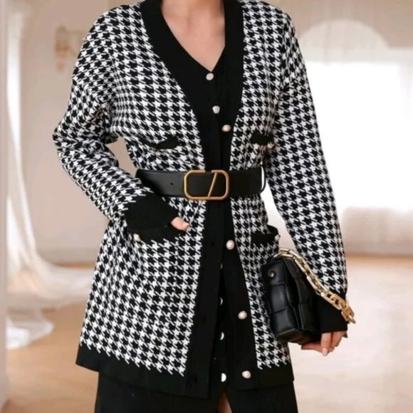 Classy Pocketed knit Houndstooth Cardigan - Picture 8 of 8